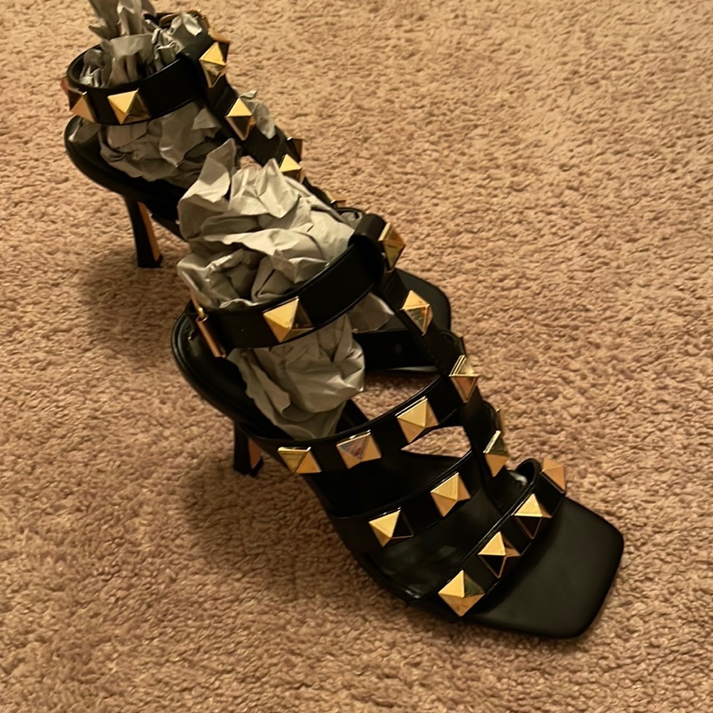 Black Steve Madden heels 👠 🥰